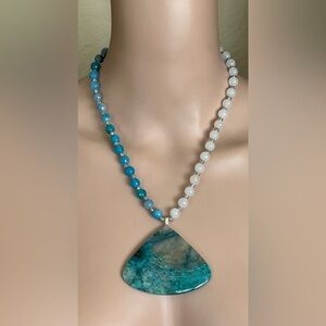 22-1/2 inch Mixed bead necklace NWOT